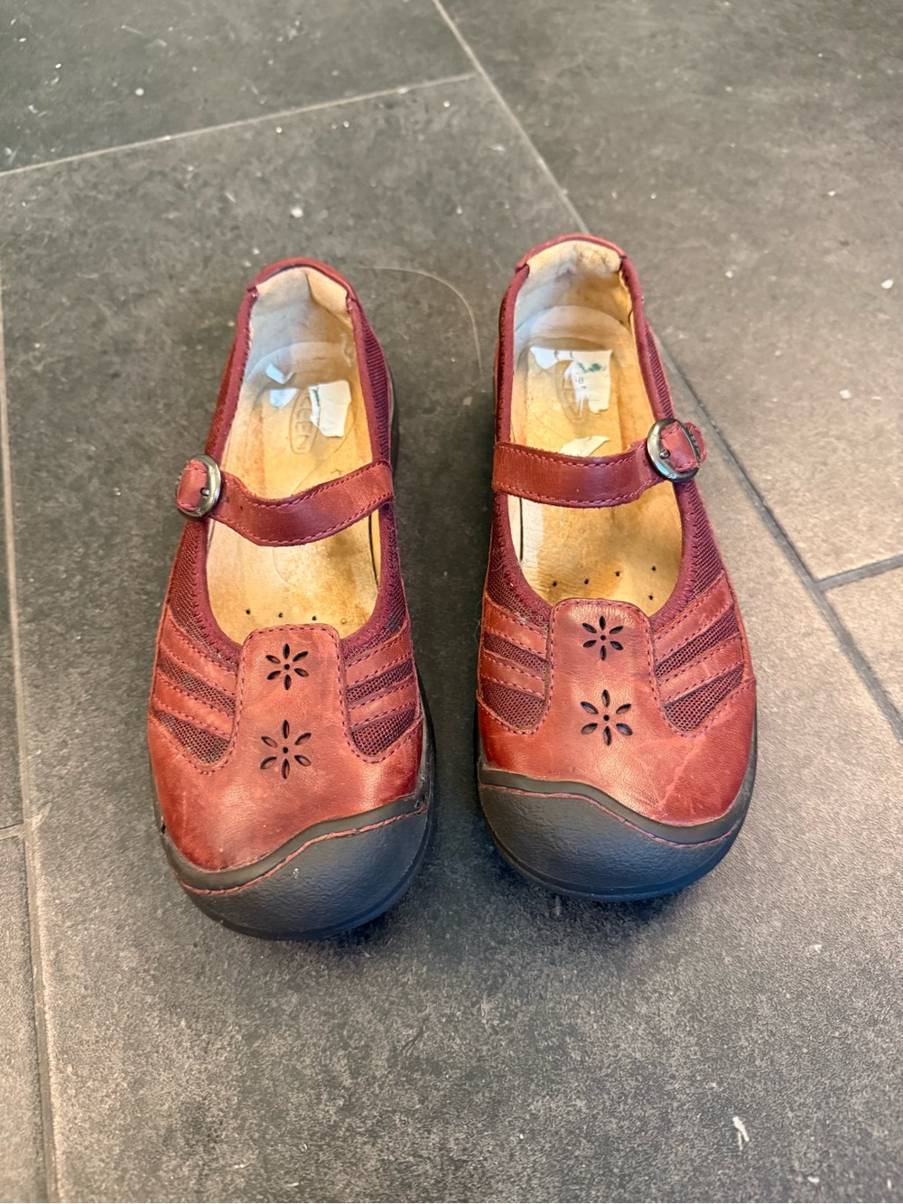 KEEN Burgundy Leather & Mesh Mary Jane Comfort Shoes Women’s